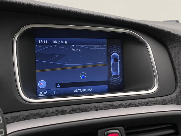 Volvo V40 D3 NAVIGACE AUT REZERVACE 2.0 d