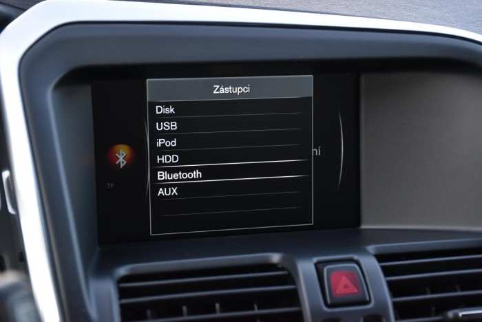 Volvo XC60 D4 AWD SUMMUM REZERVACE 2.4 d Summum