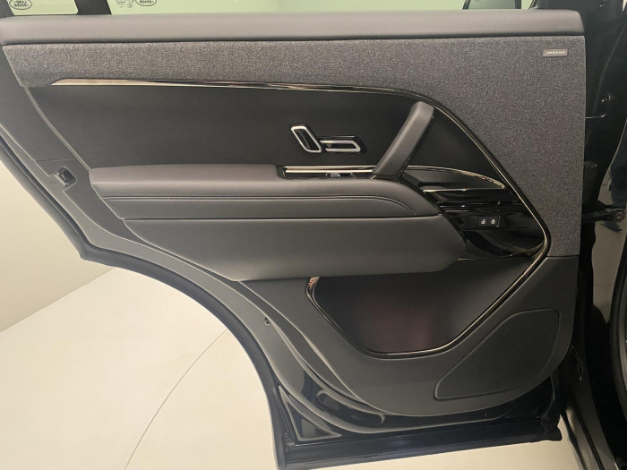 Land Rover Range Rover Sport D300 DYNAMIC SE AWD AUT 3.0 d Dynamic SE