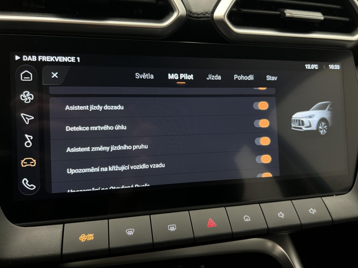 MG ZS 1.5 EMOTION HYBRID+ AUT CZ