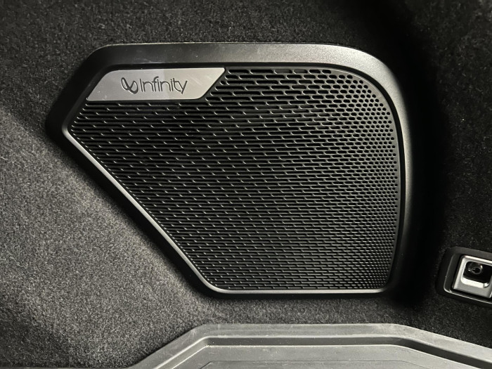 Lynk & Co 01 PHEV DCT AUT