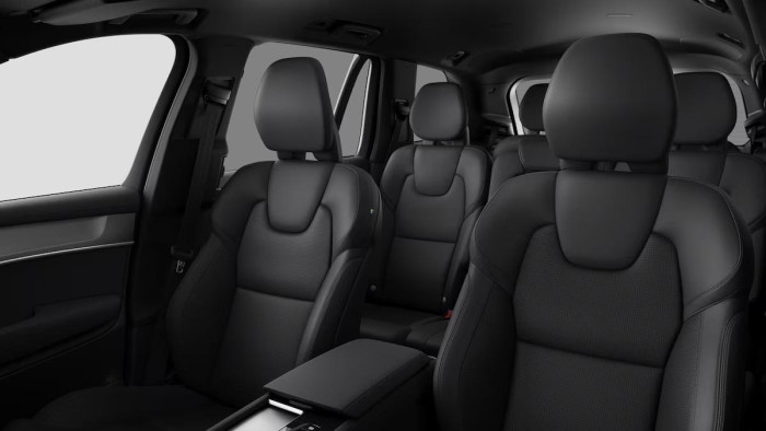 Volvo XC90 B5 AWD BLACK EDITION PLUS 7