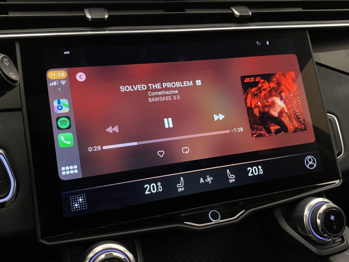 Lynk & Co 01 PHEV DCT AUT 1.maj.