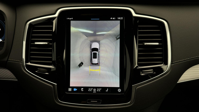 Volvo XC90 B5 AWD ULTIMATE REZERVACE