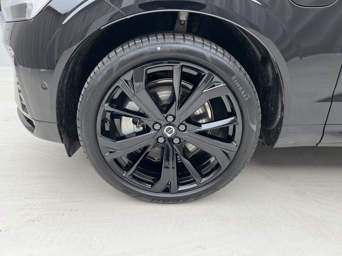 Volvo XC60 T6 AWD RECHARGE BLACK EDITION 2.0 Edition