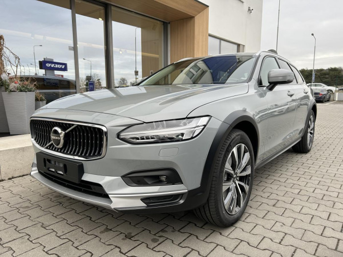 Volvo V90 B4 AWD AUT CROSS COUNTRY PLUS 2.0 Plus