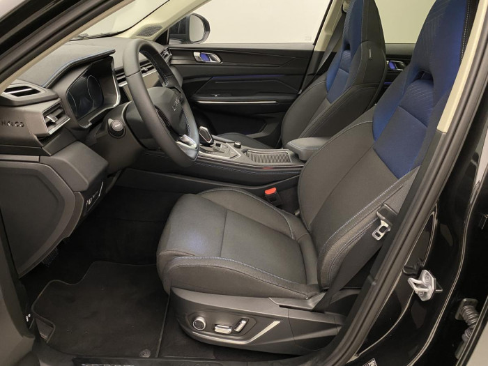 Lynk & Co 01 PHEV DCT AUT REZERVACE