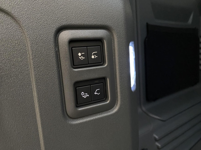 Land Rover Defender D350 X-DYNAMIC HSE AWD AUT 3.0 d Dynamic