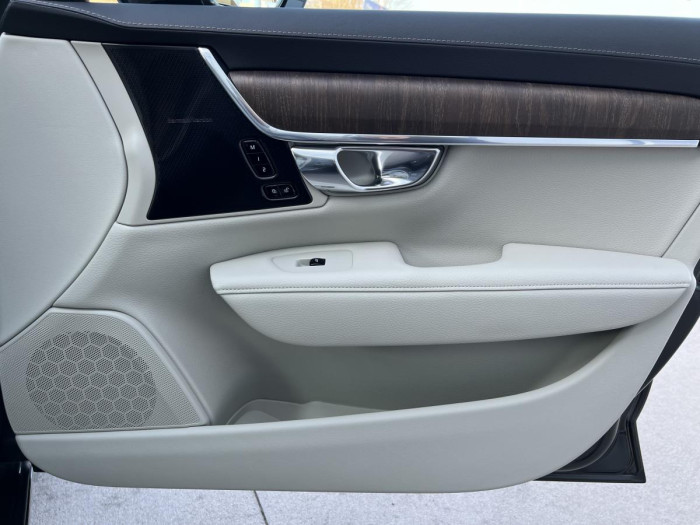 Volvo V90 T8 AWD INSCRIPTION RECHARGE
