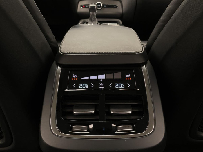 Volvo XC90 D5 AWD INSCRIPTION REZERVACE 2.0 d