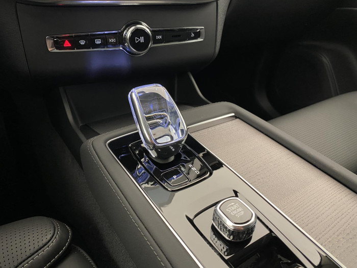 Volvo XC90 T8 AWD RECHARGE BRIGHT PLUS 7m