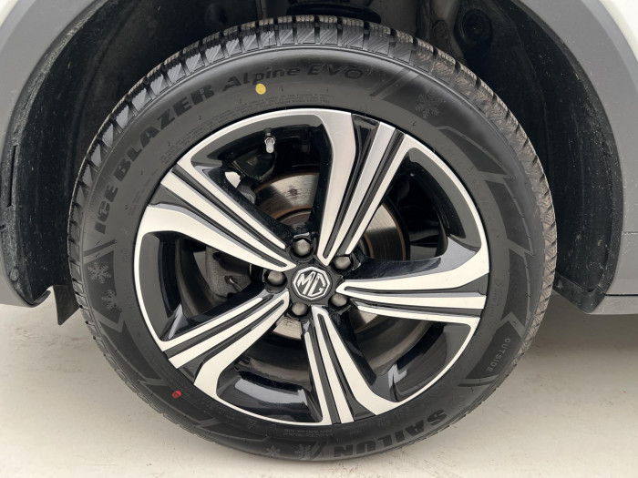 MG ZS 1.5 ESSENTIAL PLUS CZ