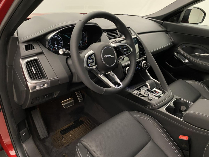 Jaguar E-Pace P250 R-DYNAMIC SE AWD AUT 2.0 Dynamic SE