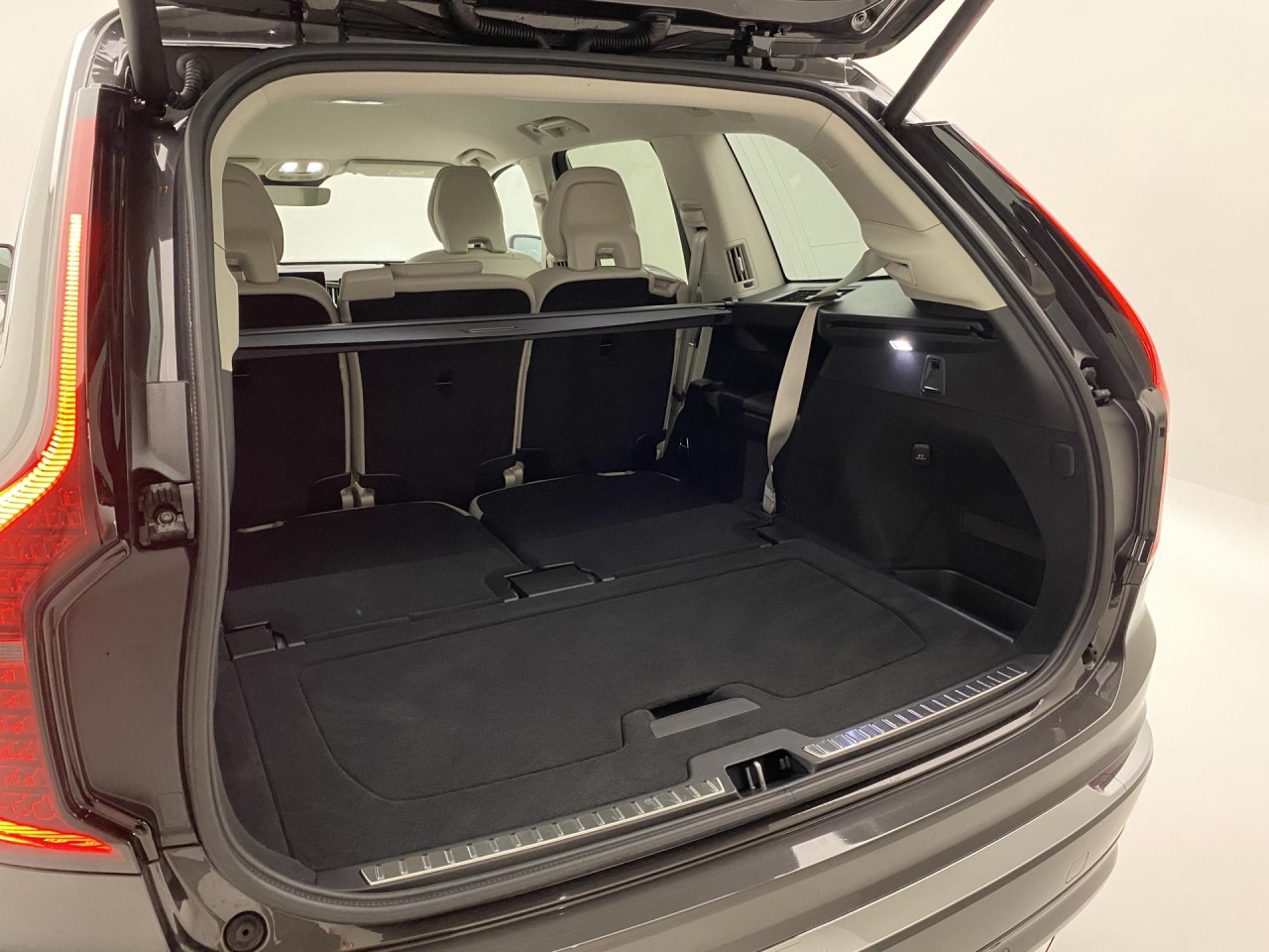 Volvo XC90 T8 AWD RECHARGE BRIGHT PLUS 7m