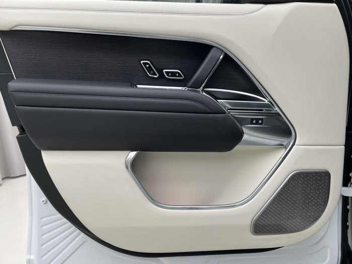 Land Rover Range Rover P530 Autobiography AWD AUT CZ