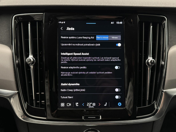 Volvo V90 T6 AWD RECHARGE DARK 1.maj