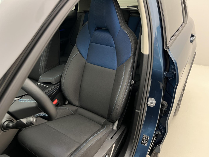 Lynk & Co 01 PHEV DCT AUT 1.maj.