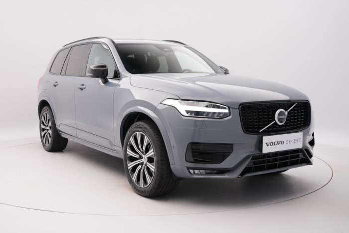 Volvo XC90 B5 AWD ULTIMATE DARK 7M 1.maj.