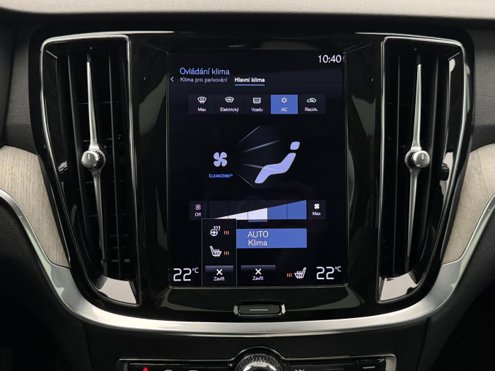 Volvo V60 CC B5 AWD PRO AUT CZ 2.0 CC CC