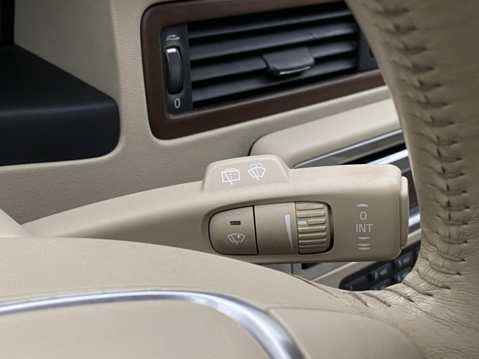 Volvo V70 D5 AWD SUMMUM AUT CZ 2.4 d Summum