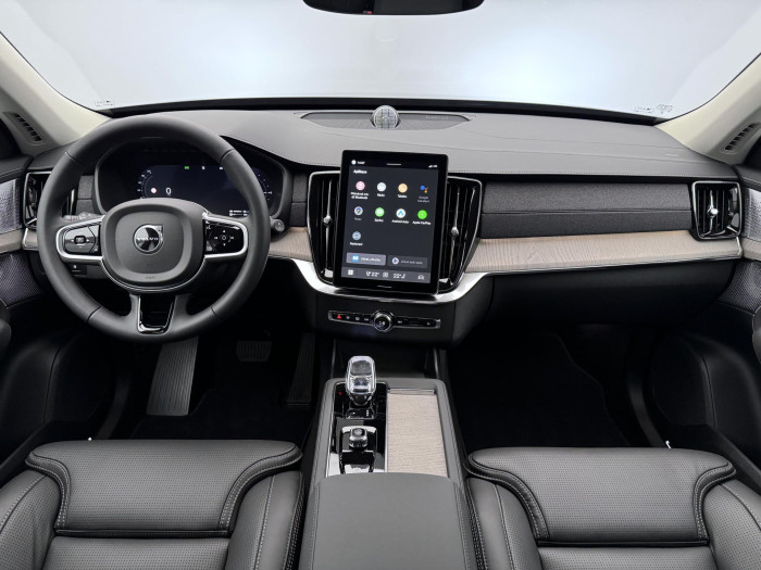 Volvo XC90 T8 AWD RECHARGE DARK PLUS 7m