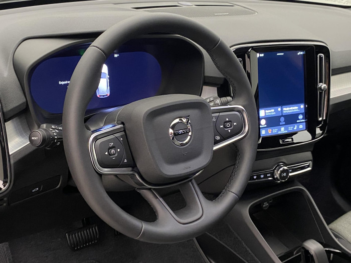 Volvo XC40 B3 AUT DARK PLUS