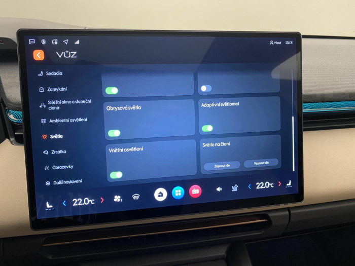 Lynk & Co 08 MORE PHEV