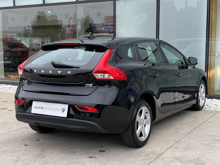 Volvo V40 D2 NAVIGACE 1.maj. 2.0 d