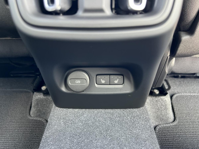Volvo XC40 B3 DARK PLUS Aut 1.maj. 2.0 Plus