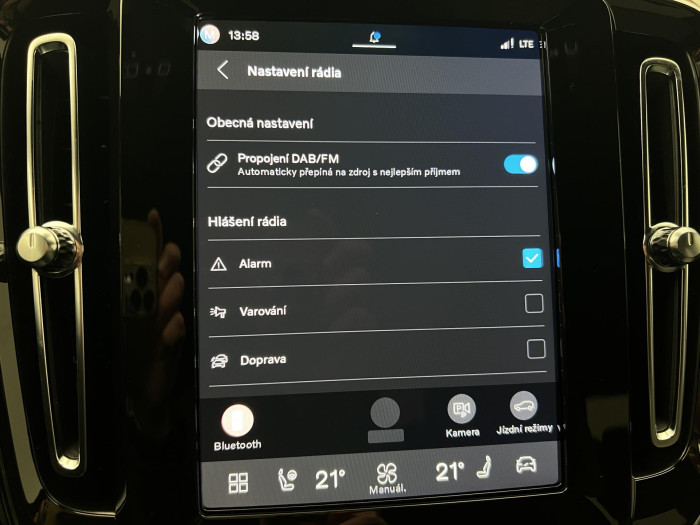 Volvo XC40 B3 DARK PLUS AUT