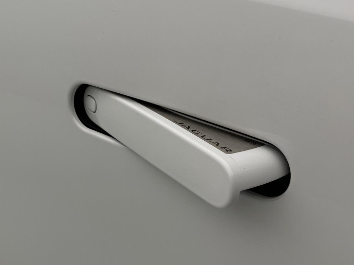 Jaguar F-Type P450 R-DYNAMIC AUT 5.0 Dynamic