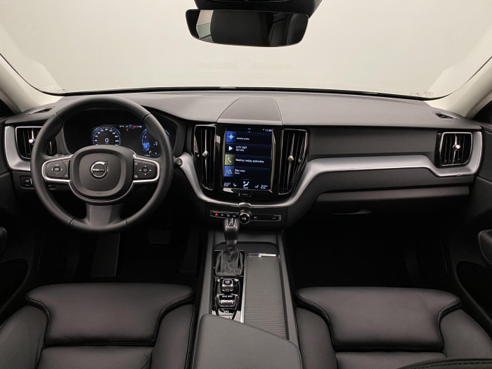 Volvo XC60 T5 AWD MOMENTUM AUT 2.0 Momentum