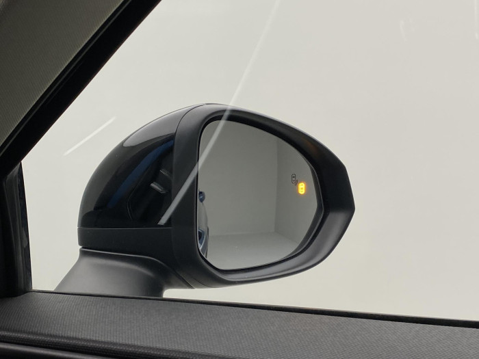 Lynk & Co 01 MORE PHEV