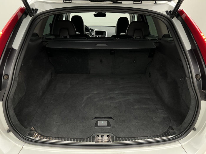 Volvo XC60 D4 AWD SUMMUM POLESTAR AUT 2.4 d Summum