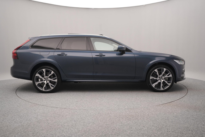 Volvo V90 CC B5 AWD ULTIMATE AUT 1.maj 2.0 CC CC