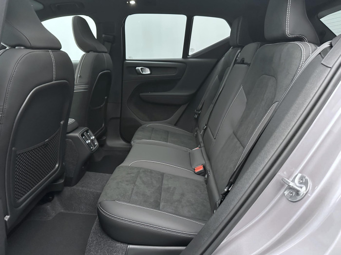 Volvo XC40 B4 AUT DARK PLUS