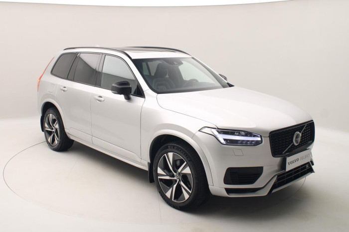 Volvo XC90 T8 AWD R-DESIGN REZERVACE