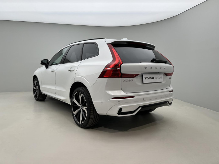 Volvo XC60 B5 AWD DARK ULTIMATE Aut 1.maj