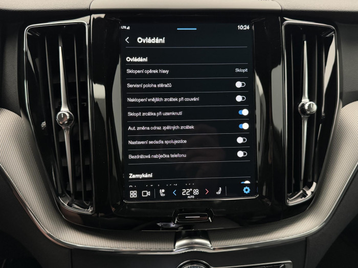Volvo XC60 B5 AWD BLACK EDITION AUT 2.0 Edition