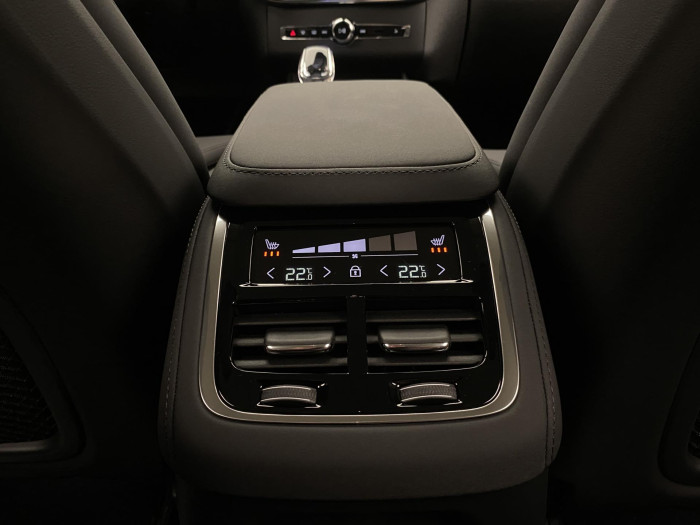 Volvo XC90 T8 AWD RECHARGE BRIGHT PLUS 7m