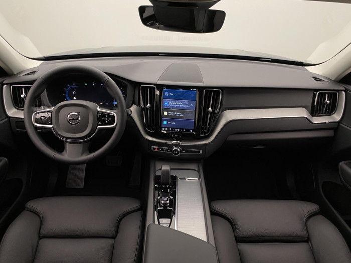 Volvo XC60 B5 AWD AUT DARK PLUS