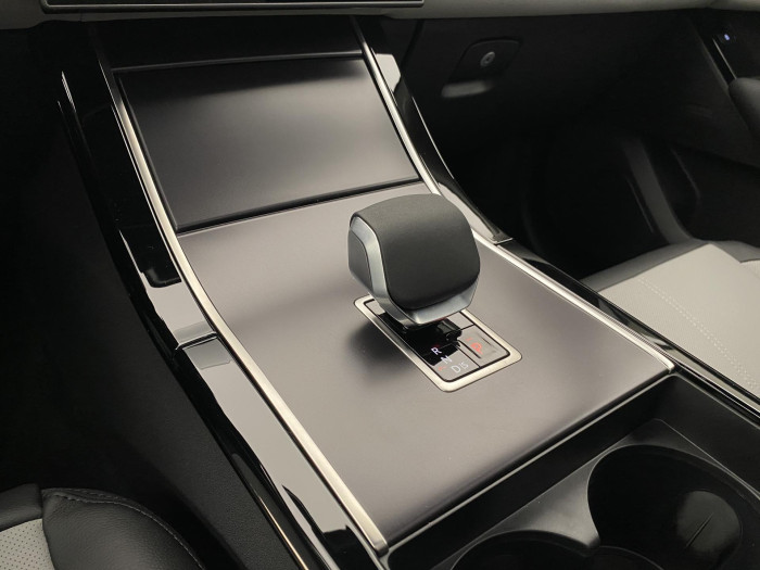 Land Rover Range Rover Velar D300 Dynamic SE AUT AWD 3.0 d Dynamic SE