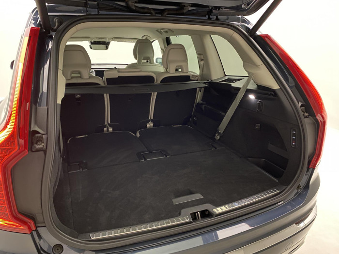 Volvo XC90 B5 AWD INSCRIPTION CZ AUT 7m