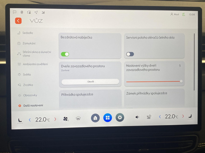 Lynk & Co 01 01 MORE PHEV DEMO