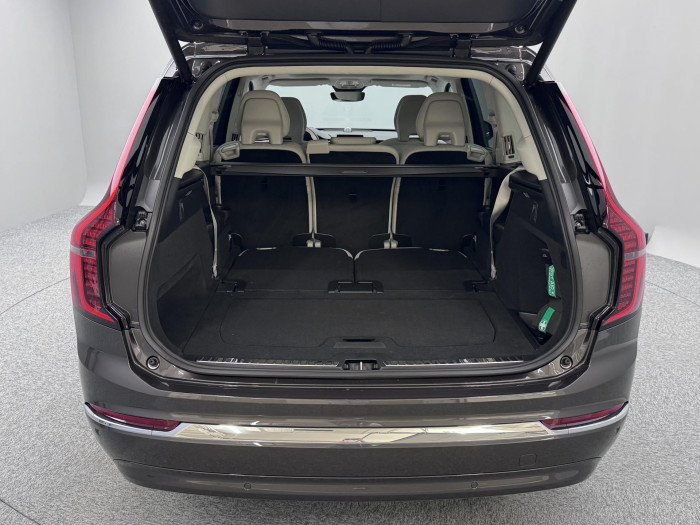 Volvo XC90 B5 AWD AUT BRIGHT ULTRA 7 míst