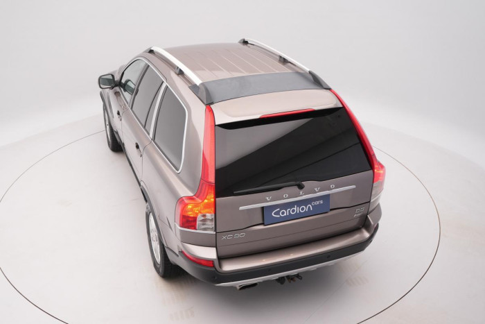 Volvo XC90 D5 AWD SUMMUM AUT 7 míst 2.4 d Summum