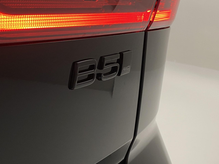 Volvo XC60 B5 AWD AUT PLUS BLACK EDITION