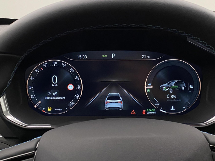 Lynk & Co 01 HEV DCT AUT 1.maj