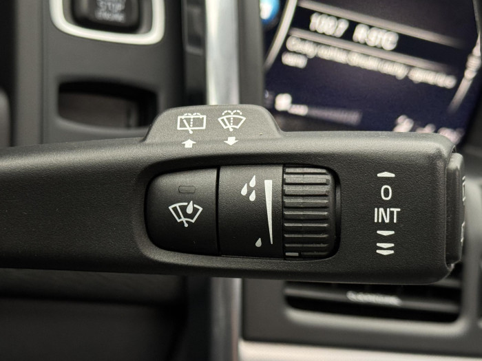 Volvo XC60 D4 AWD SUMMUM 2.4 d Summum