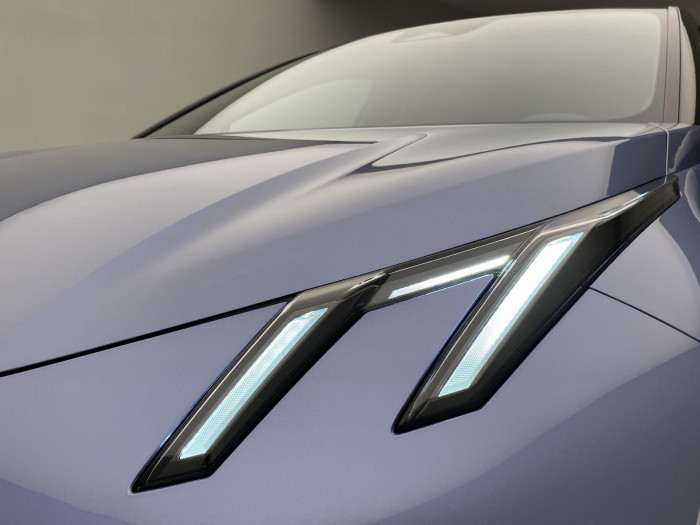 Lynk & Co 02 MORE předváděcí vůz